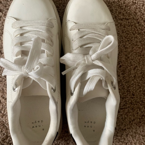 A New Day Tennis Shoes - Picture 4 of 5